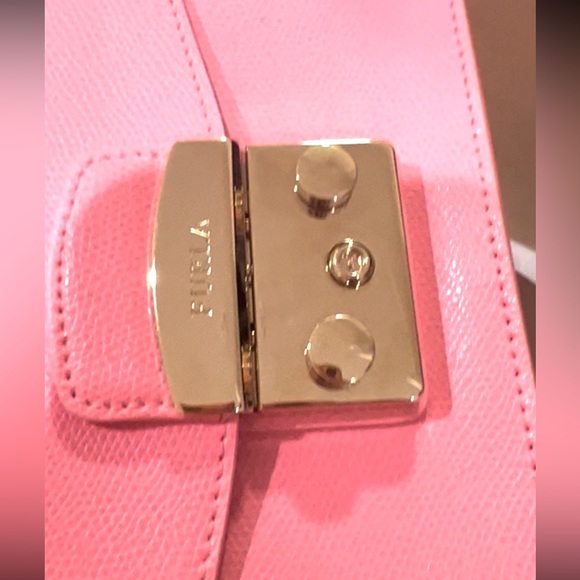 Furla Metropolis Shoulder Bag - Picture 2 of 9